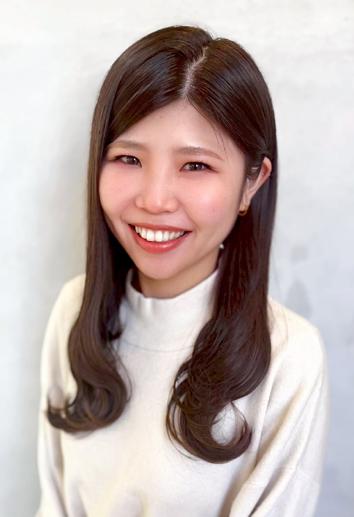 デザイナー 小川　朱音